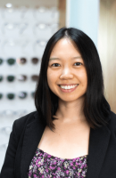 portrait of carina trinh an optometrist that prescribes orthokeratology in sydney